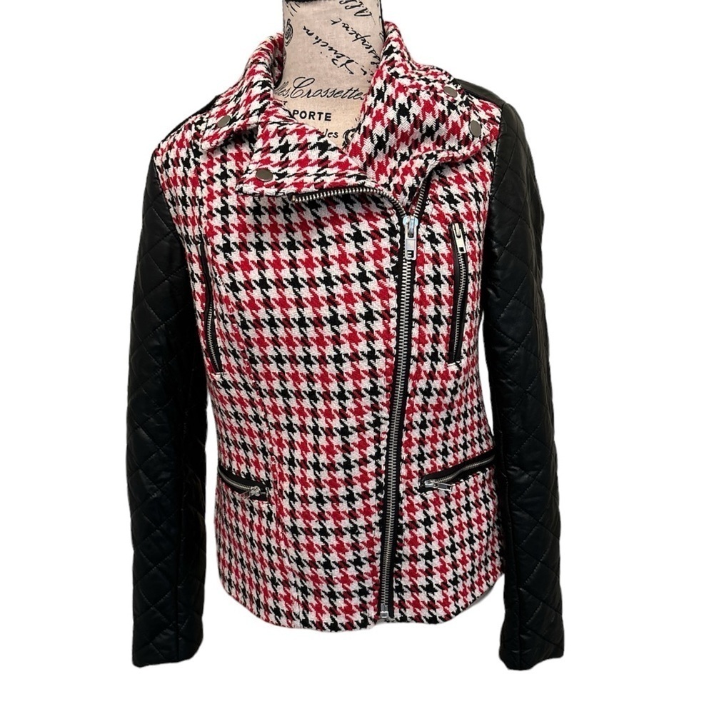 KUT from the Kloth women  small faux leather houndstooth jacket